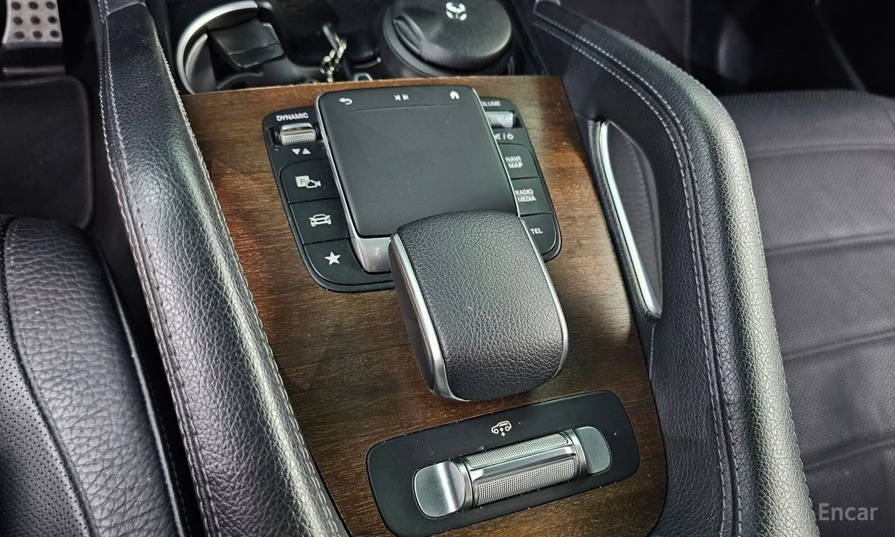 Mercedes-Benz GLS 400 AMG* LINE* BURMESTER* ОБДУХВАНЕ* ДИСТРОНИК* ХЕДЪП*, снимка 11 - Автомобили и джипове - 55192902