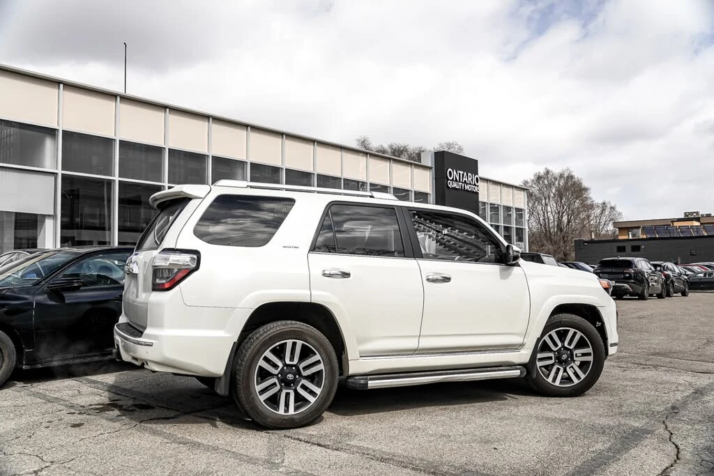 Toyota 4runner 4.0* V6* LIMITED* ПОДГРЕВ* КАМЕРА* КЕЙЛЕС* АВТОПИЛ, снимка 2 - Автомобили и джипове - 55275690