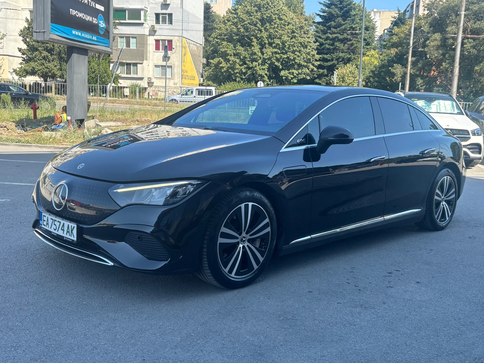 Mercedes-Benz EQE 350+ 