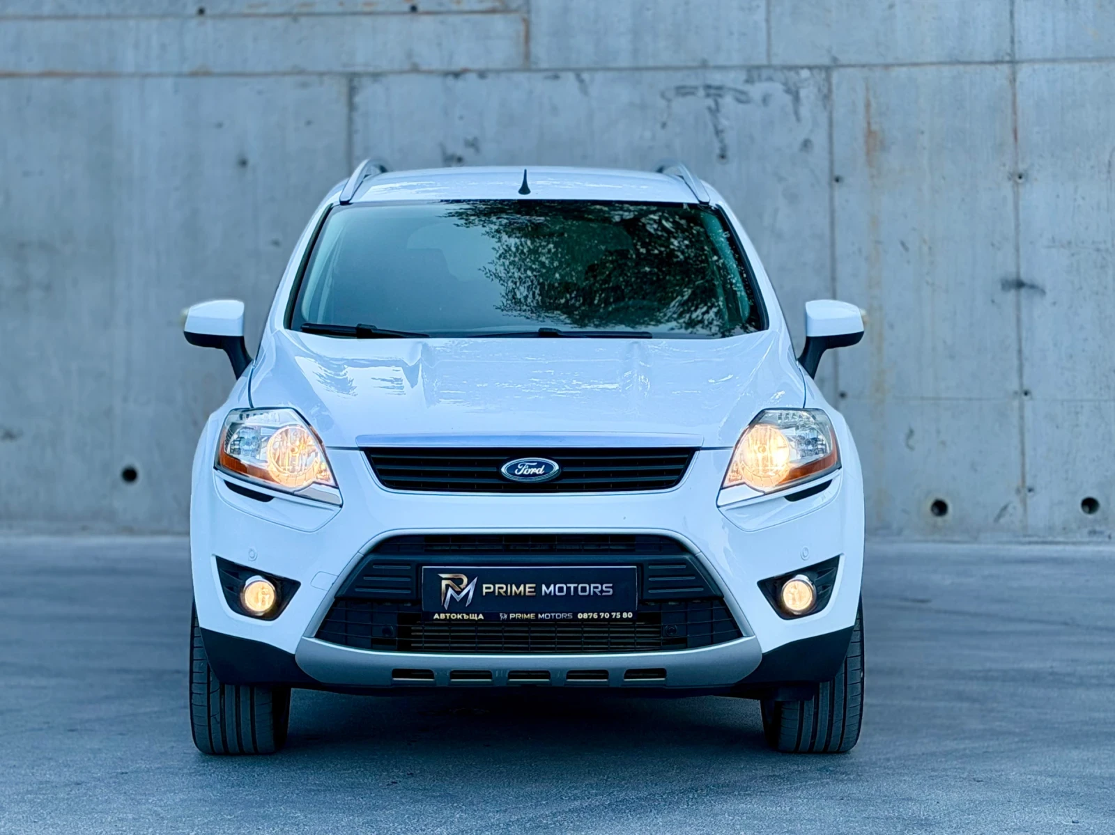 Ford Kuga 2.0TDCi~140hp~4x4~TITANIUM~KEYLESS, снимка 2 - Автомобили и джипове - 55710007