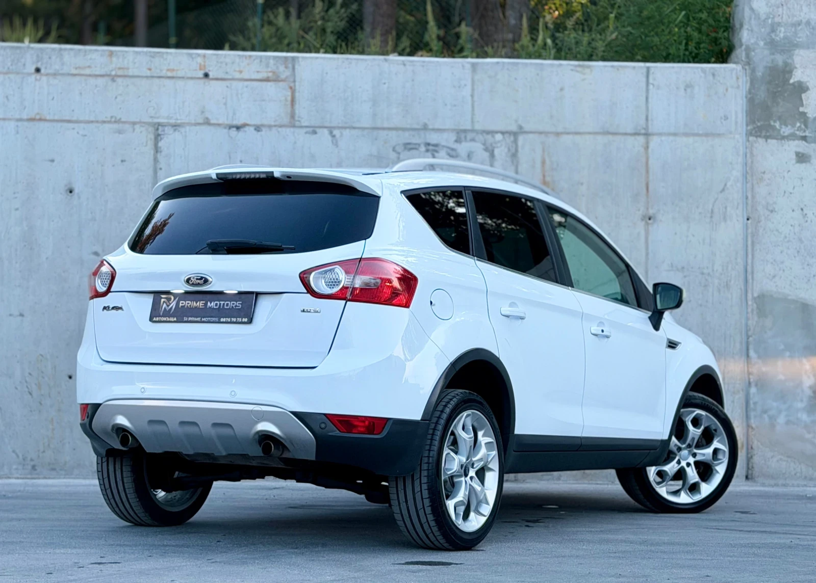 Ford Kuga 2.0TDCi~140hp~4x4~TITANIUM~KEYLESS, снимка 7 - Автомобили и джипове - 55710007