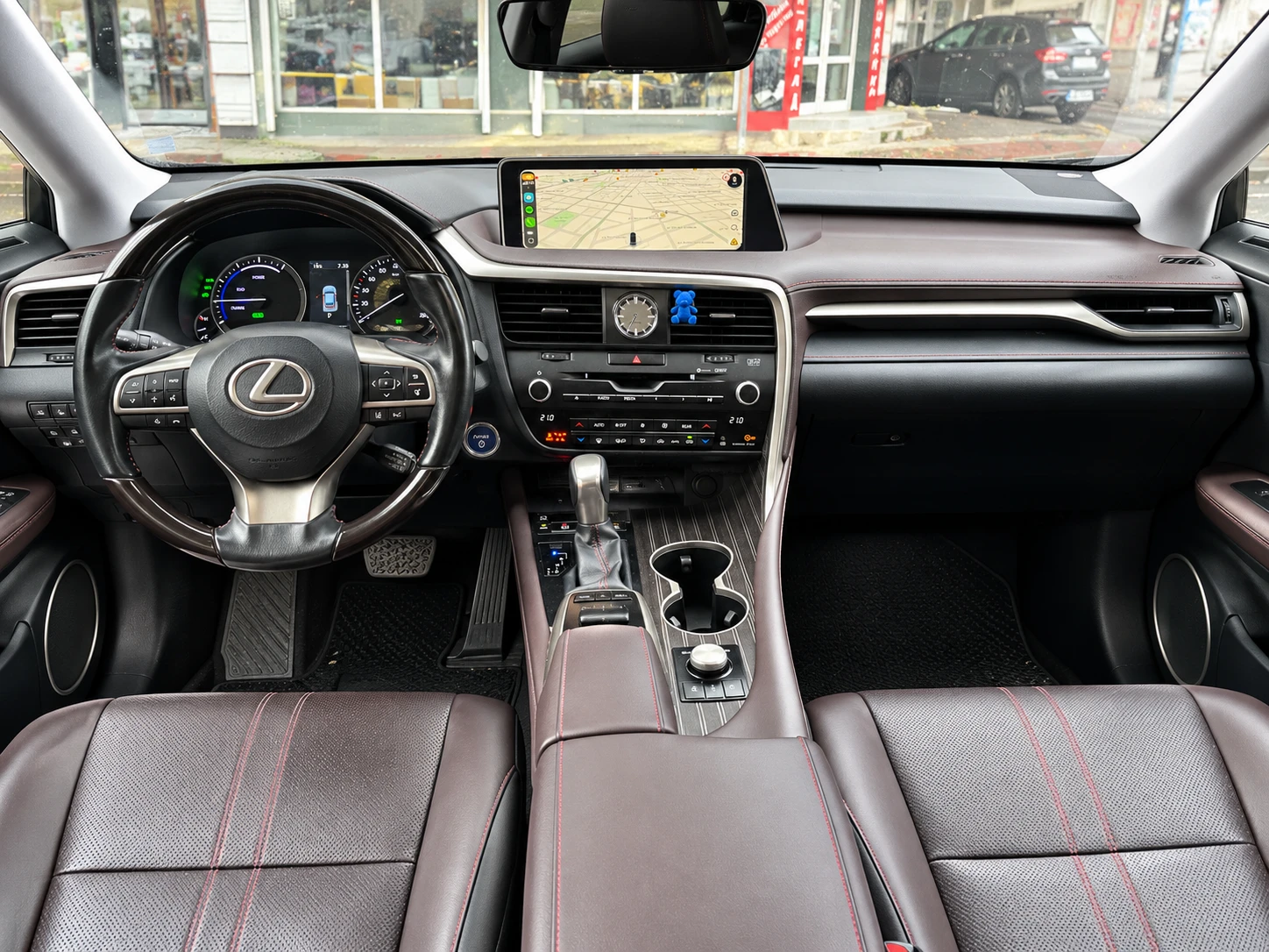Lexus RX 450h plus 7 местен, снимка 4 - Автомобили и джипове - 56269068