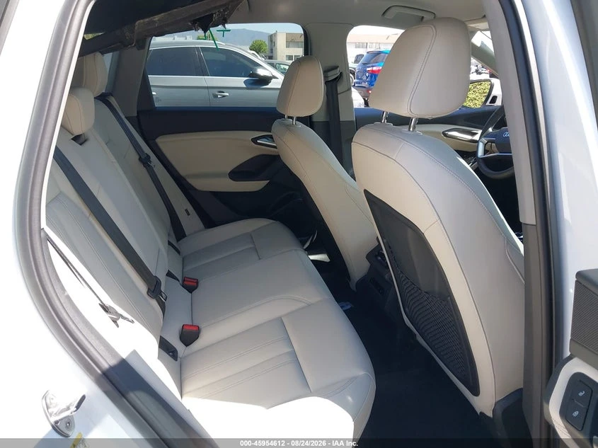 Audi Q6 E-Tron Premium Quattro, снимка 8 - Автомобили и джипове - 56366860