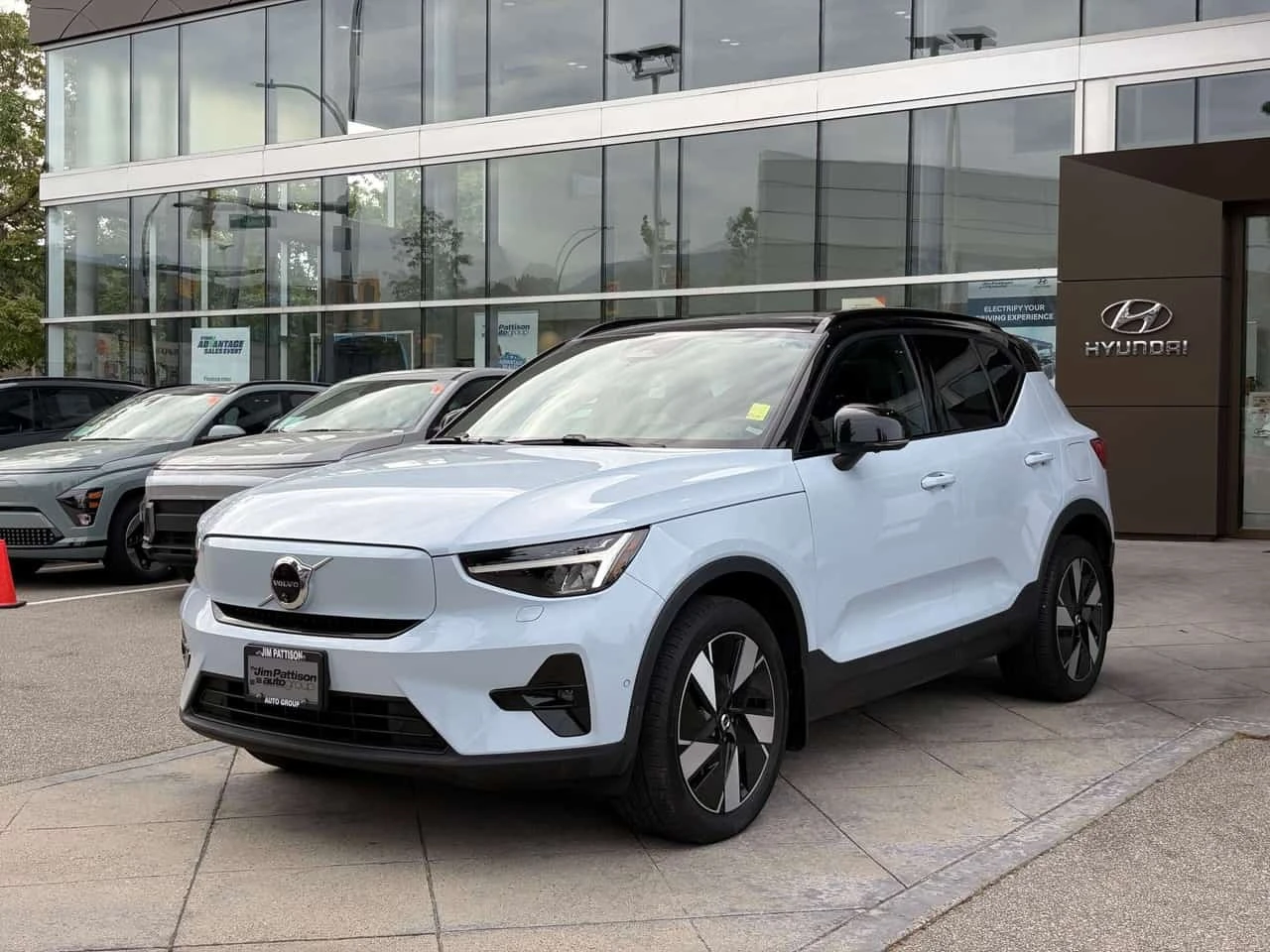 Volvo XC40 * Pure Twin eAWD Plus  * ПАНОРАМА * ЦЕНА ДО БГ * 
