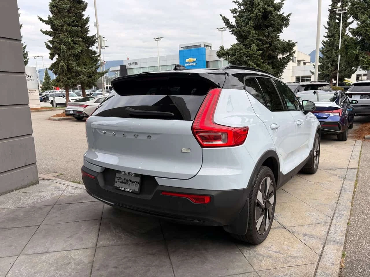 Volvo XC40 * Pure Twin eAWD Plus  * ПАНОРАМА * ЦЕНА ДО БГ * , снимка 5 - Автомобили и джипове - 56636890