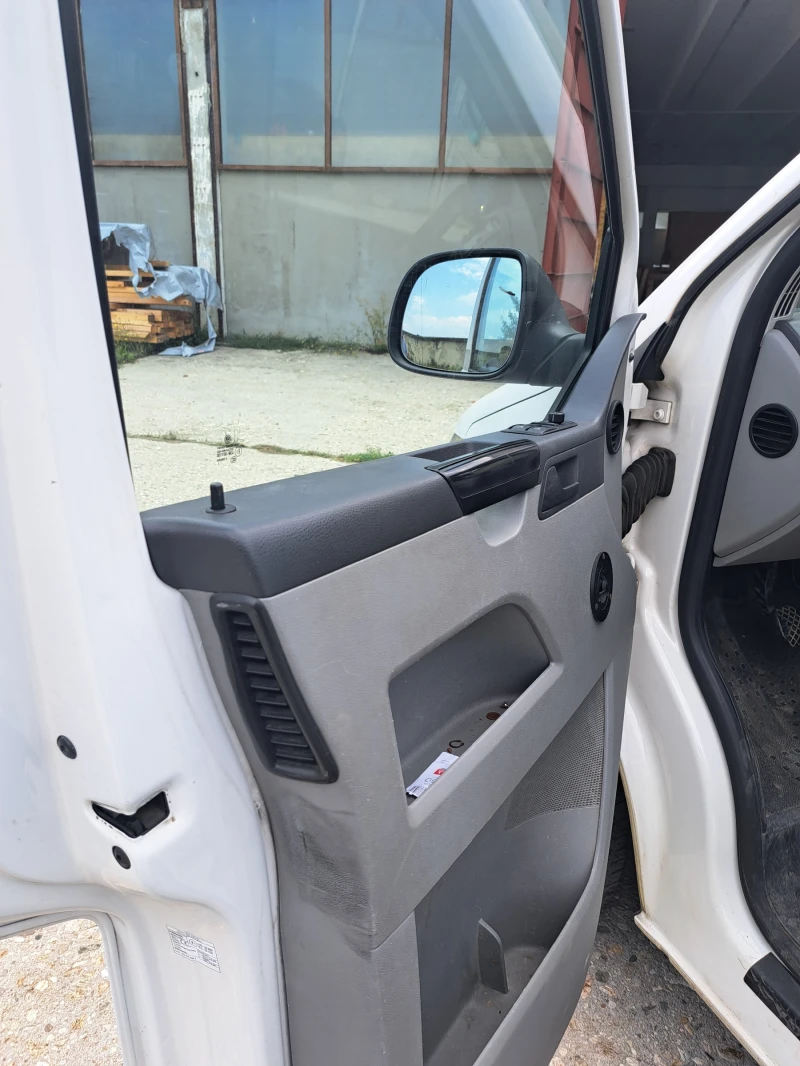 VW Transporter T5 - 9+ 1, снимка 7 - Бусове и автобуси - 52068512