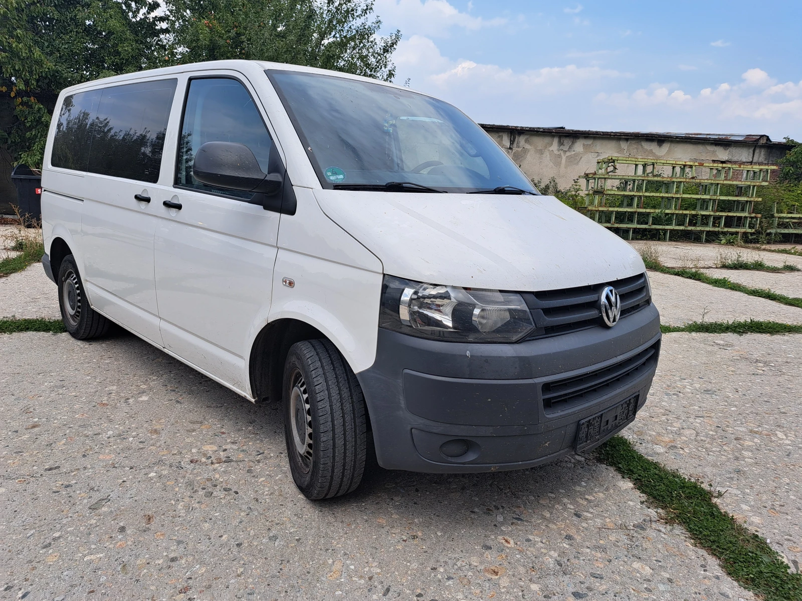 VW Transporter T5 - 9+ 1 - изображение 2