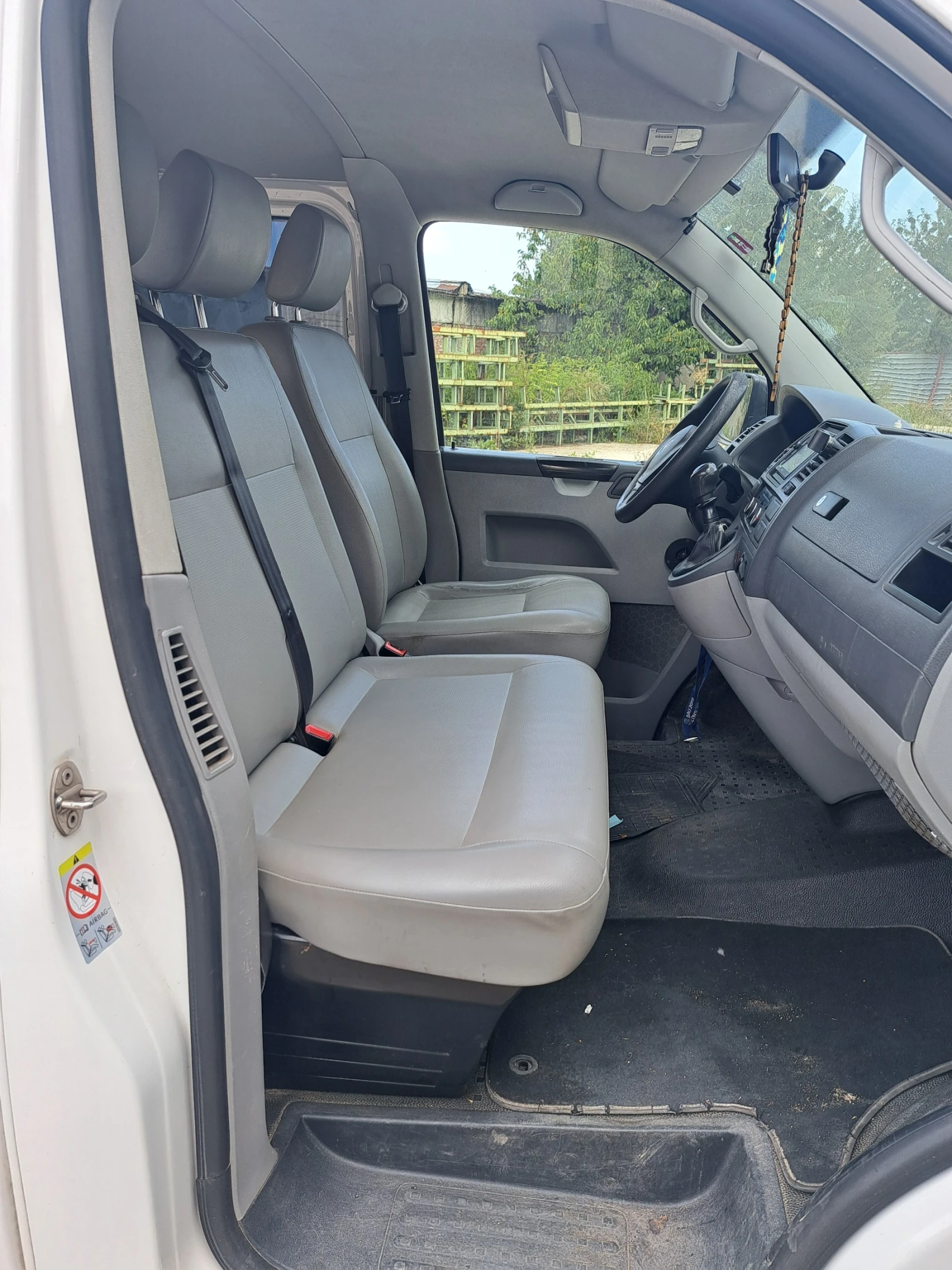 VW Transporter T5 - 9+ 1 | Mobile.bg   11