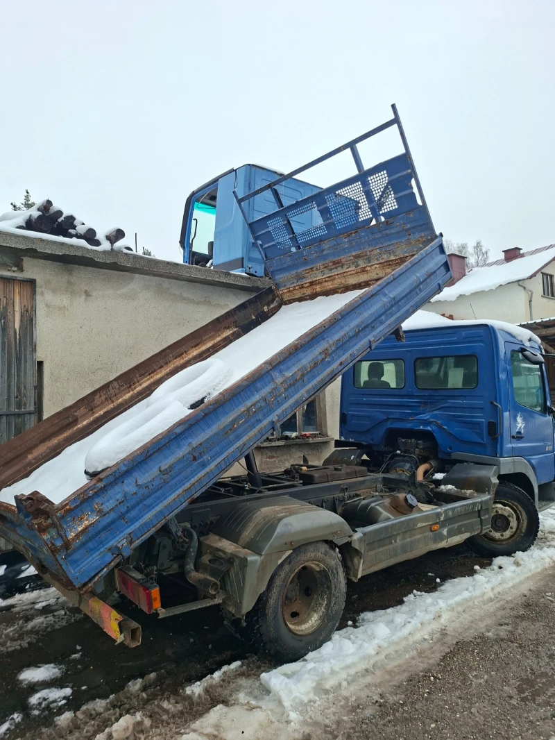 Mercedes-Benz Atego Тристранен самосвал , снимка 4 - Камиони - 53537209