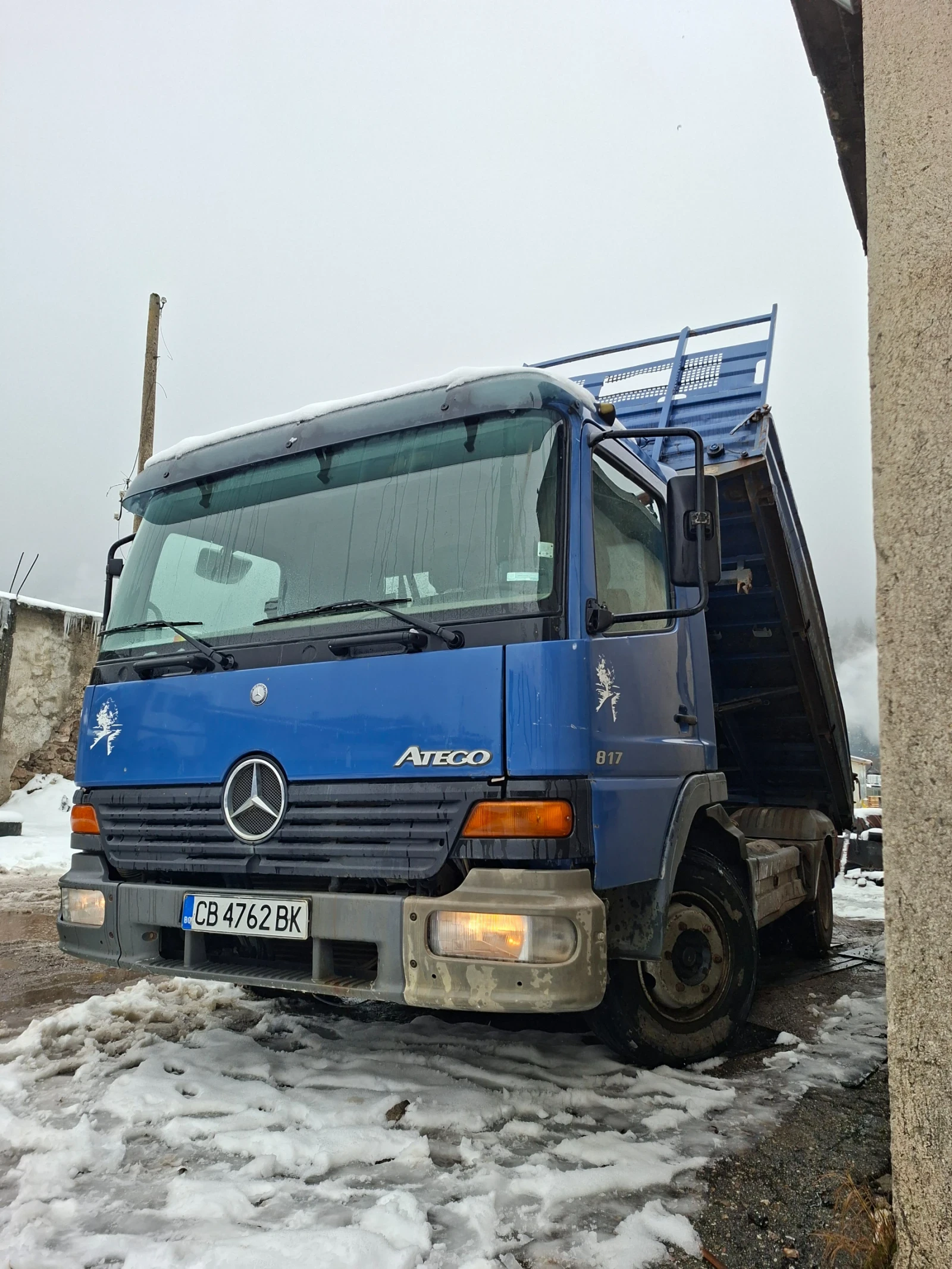 Mercedes-Benz Atego Тристранен самосвал  - изображение 7