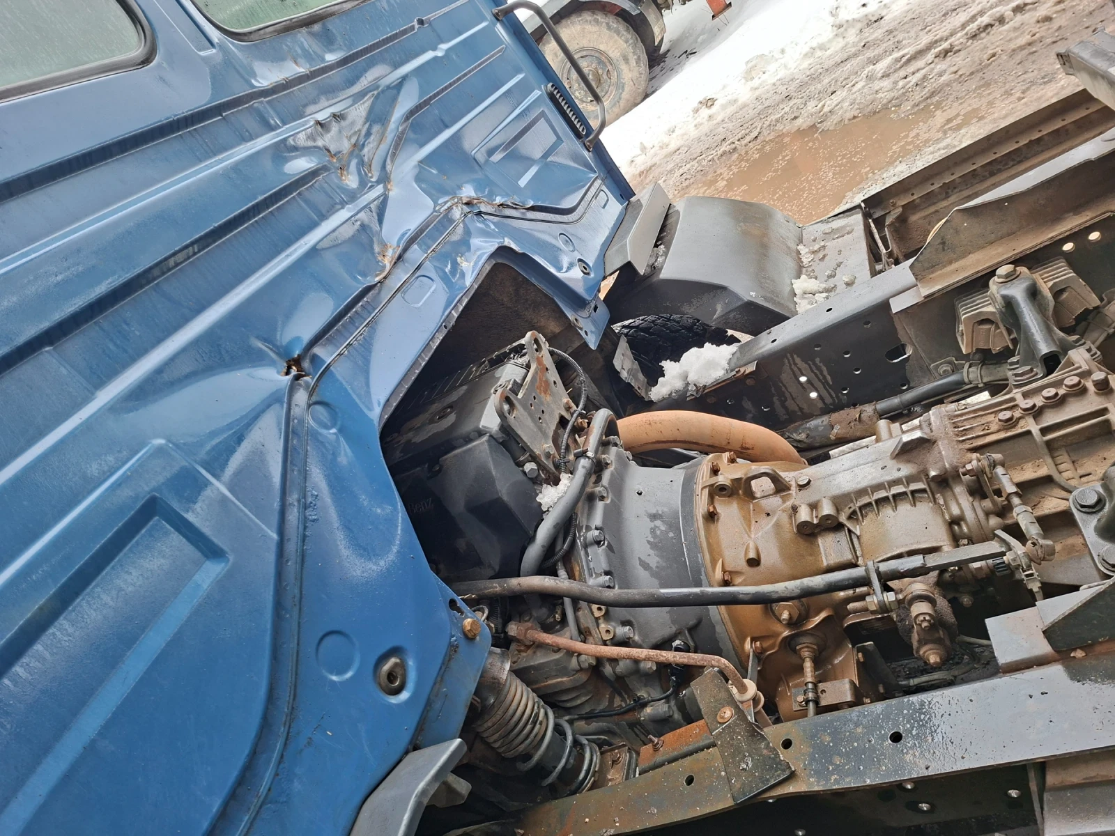 Mercedes-Benz Atego Тристранен самосвал  - изображение 10