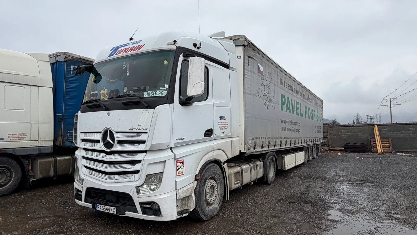 Mercedes-Benz Actros 18.43 Модифициран в Австрия, снимка 2 - Камиони - 54410116