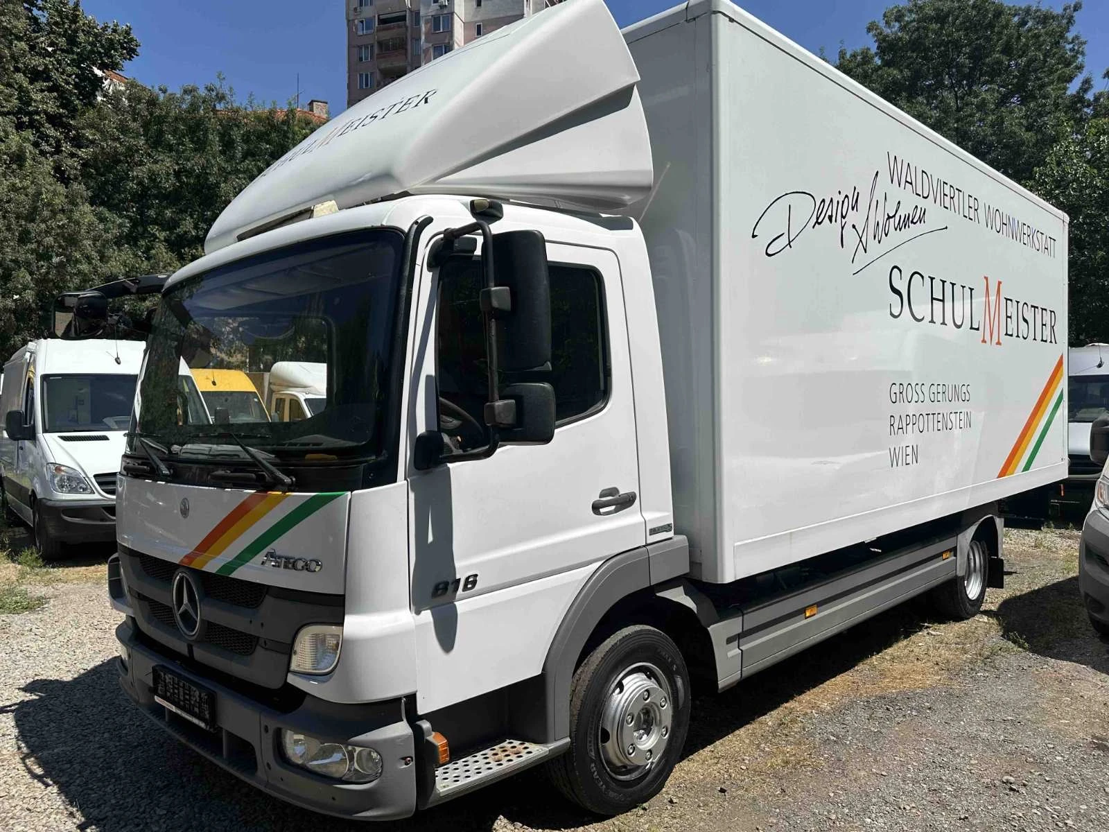 Mercedes-Benz Atego 818