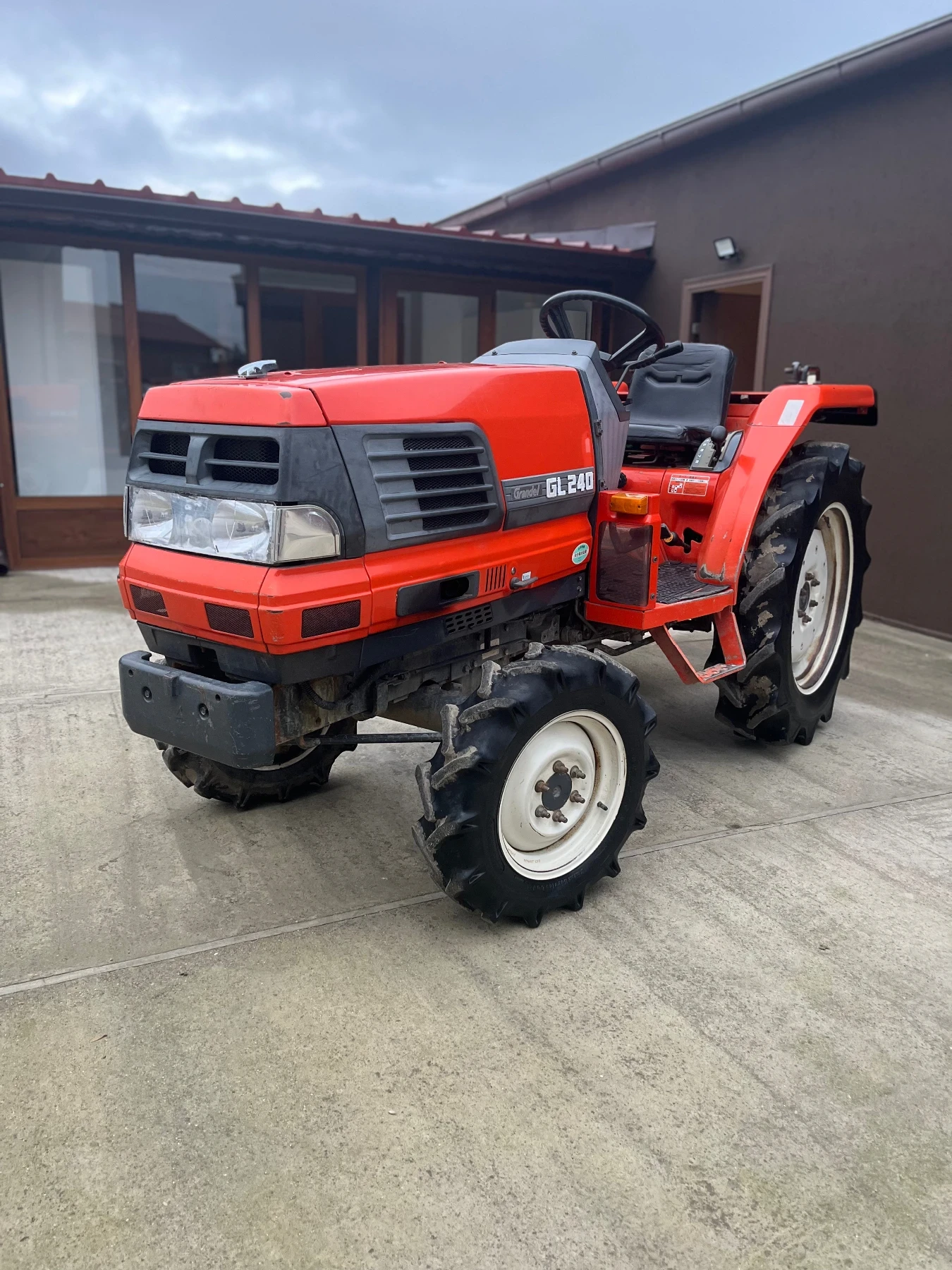 ������� Kubota GL240 | Mobile.bg � ����������� 1
