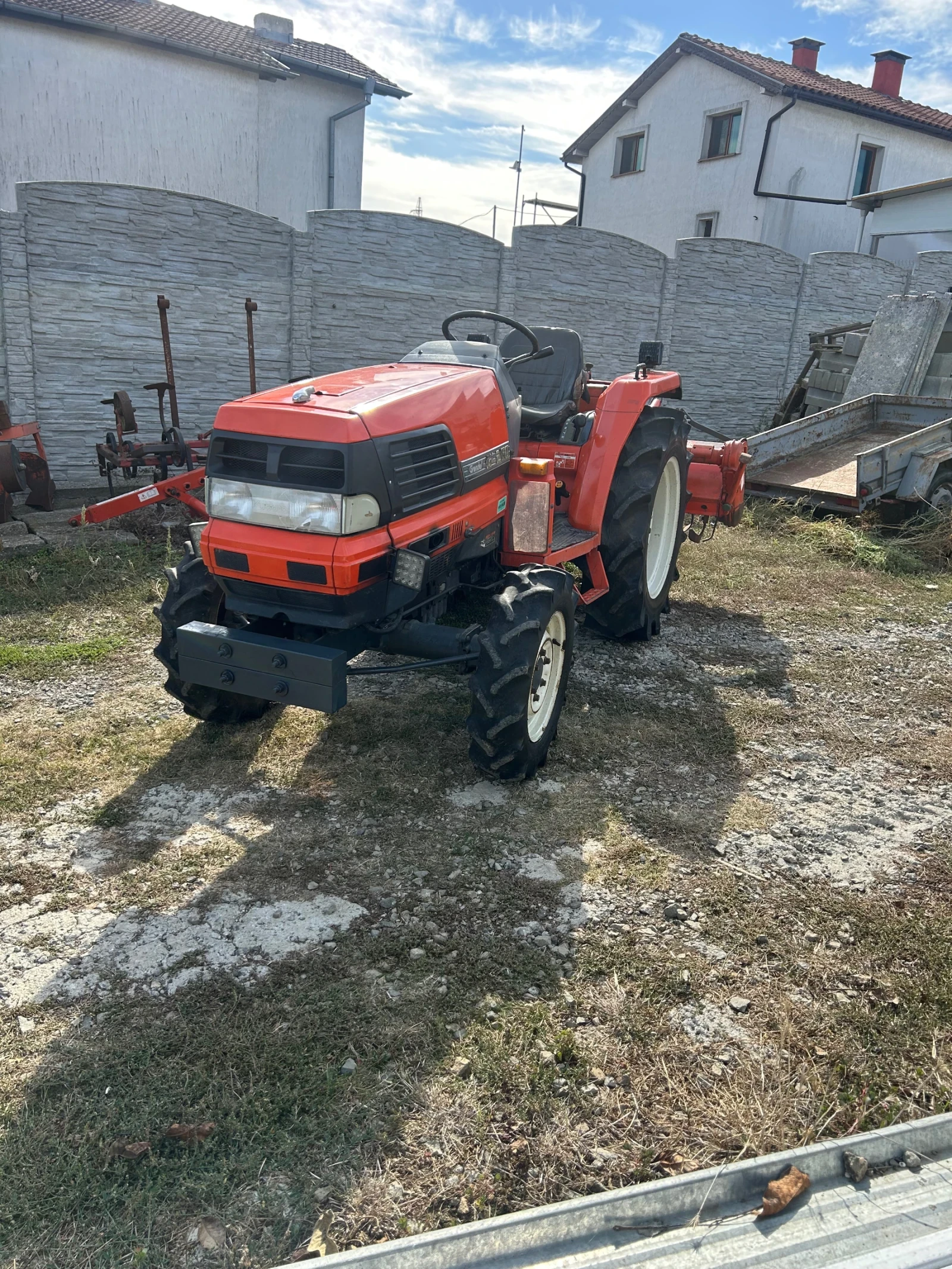 Трактор Kubota