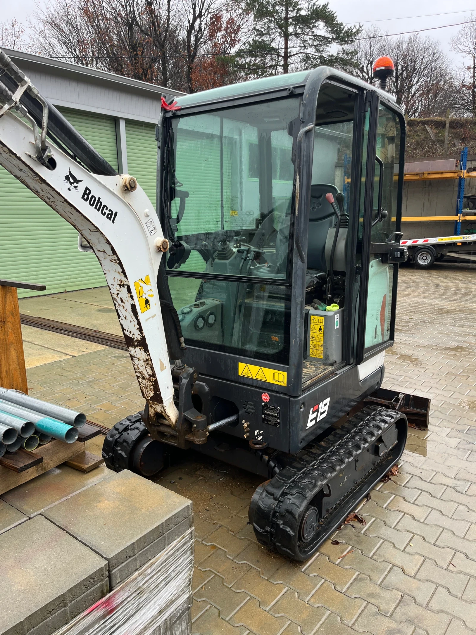 ����� Bobcat � 19 | Mobile.bg � ����������� 2