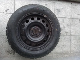 Гуми Зимни 205/60R16, снимка 5