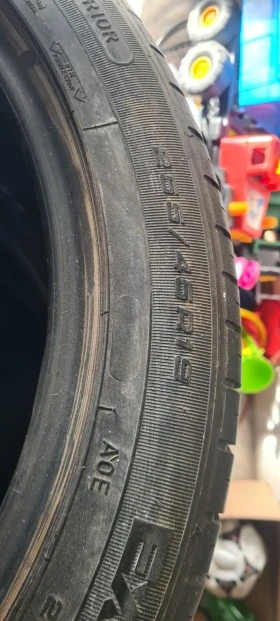 Гуми Всесезонни 255/45R19, снимка 4 - Гуми и джанти - 47657817