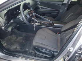 Hyundai Elantra, снимка 10
