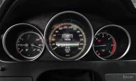 Mercedes-Benz C 220, снимка 8