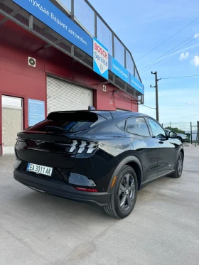 Ford Mustang Mach-E 99 kWn 294 к.с., снимка 8