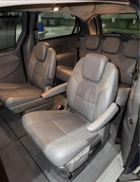 Chrysler Town and Country Grand Voyager 2.8 Автомат, снимка 7