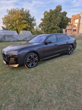 BMW i7 xDrive60 УНИКАТ, снимка 1