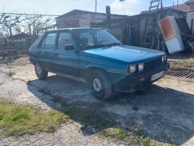Renault 11 