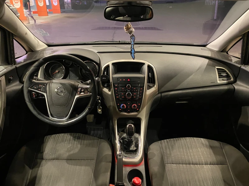 Opel Astra, снимка 6 - Автомобили и джипове - 46434182