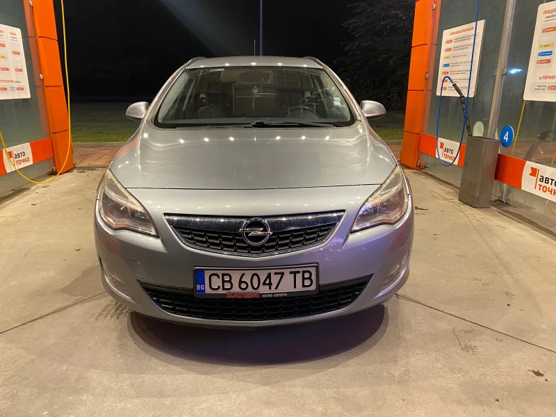 Opel Astra, снимка 1 - Автомобили и джипове - 46434182