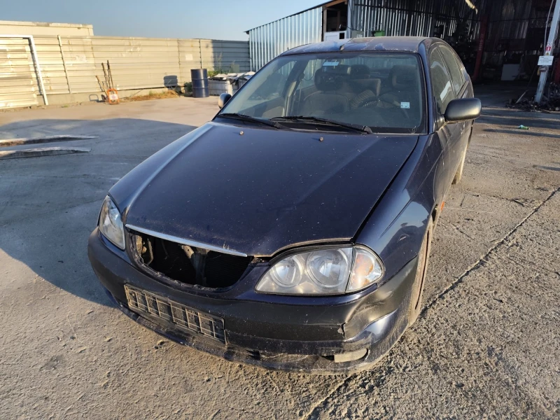 Toyota Avensis 1.6, снимка 2 - Автомобили и джипове - 46879206