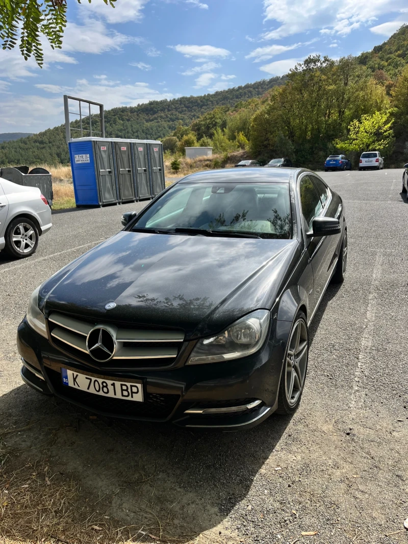 Mercedes-Benz C 220, снимка 2 - Автомобили и джипове - 47471040