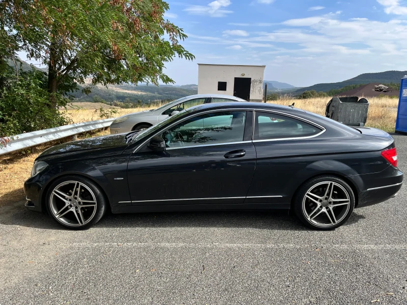 Mercedes-Benz C 220, снимка 4 - Автомобили и джипове - 47471040