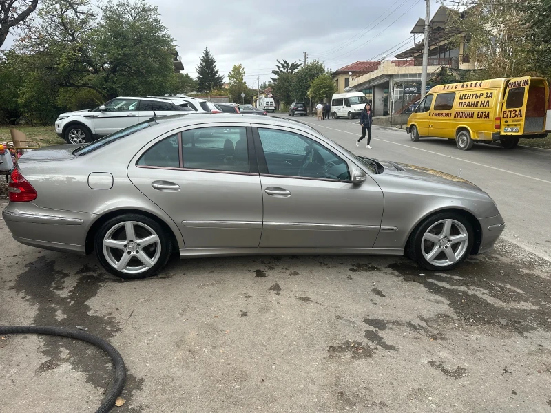 Mercedes-Benz E 320, снимка 2 - Автомобили и джипове - 47424593