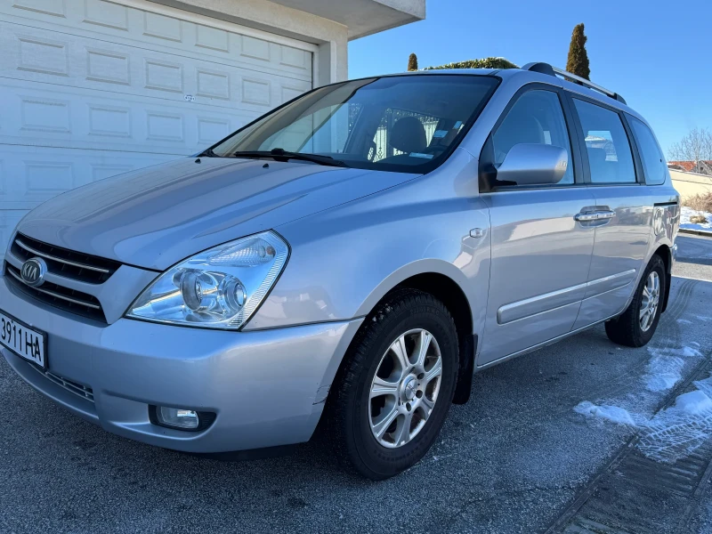 Kia Carnival Ex, снимка 4 - Автомобили и джипове - 48731448