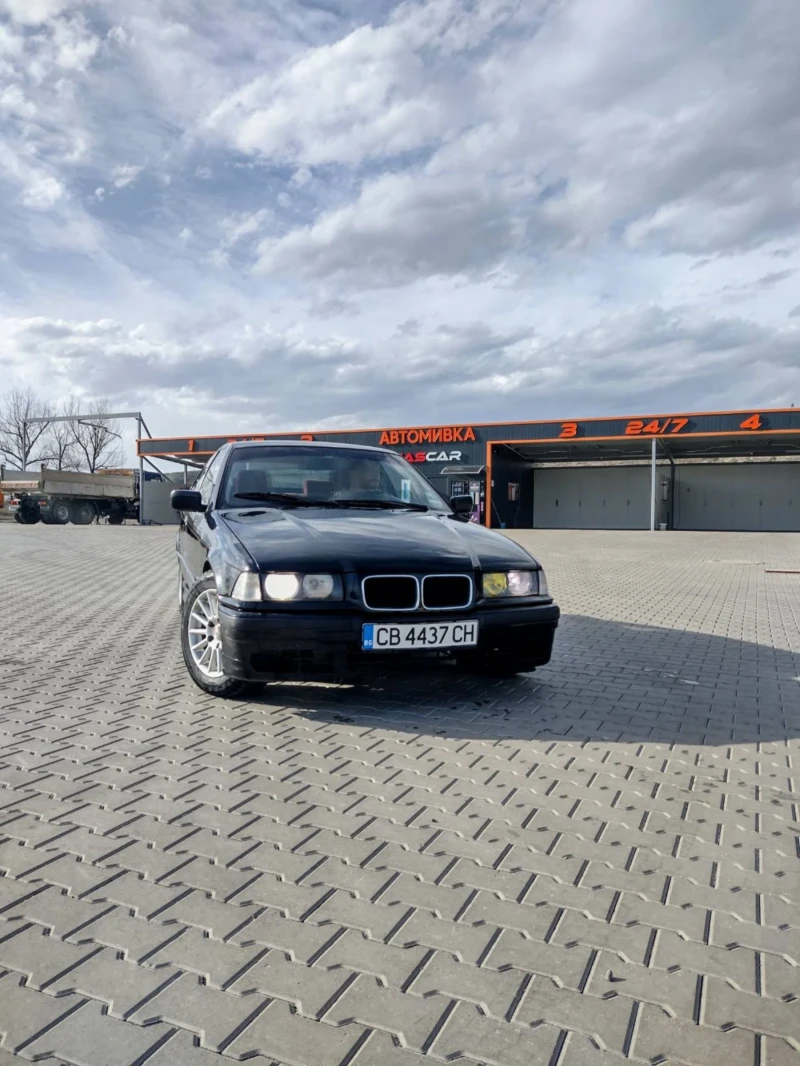 BMW 318 e36 compact 1.8ti , снимка 1 - Автомобили и джипове - 49510399