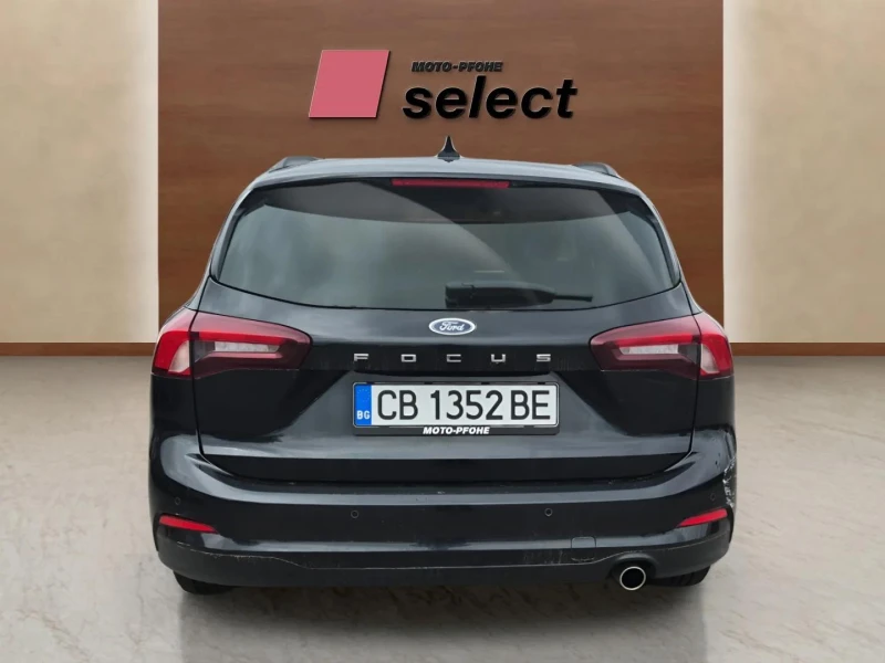 Ford Focus 1.0Ecoboost, снимка 6 - Автомобили и джипове - 51884646
