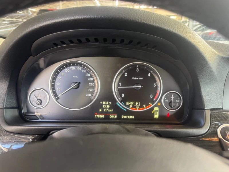 BMW 520 XDRIVE, снимка 4 - Автомобили и джипове - 52238436