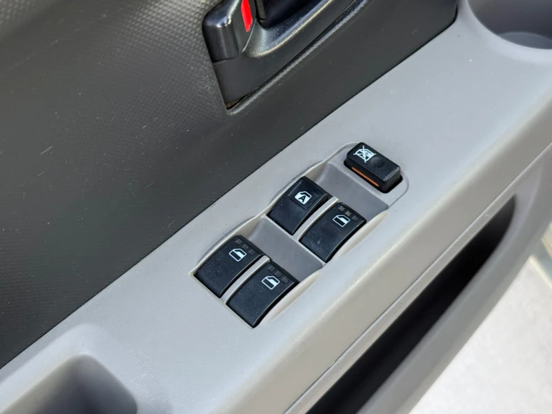 Daihatsu Sirion 1.0Бензин* 2008г* 70к.с* Ръчка* Топ Състояние* , снимка 8 - Автомобили и джипове - 52959082