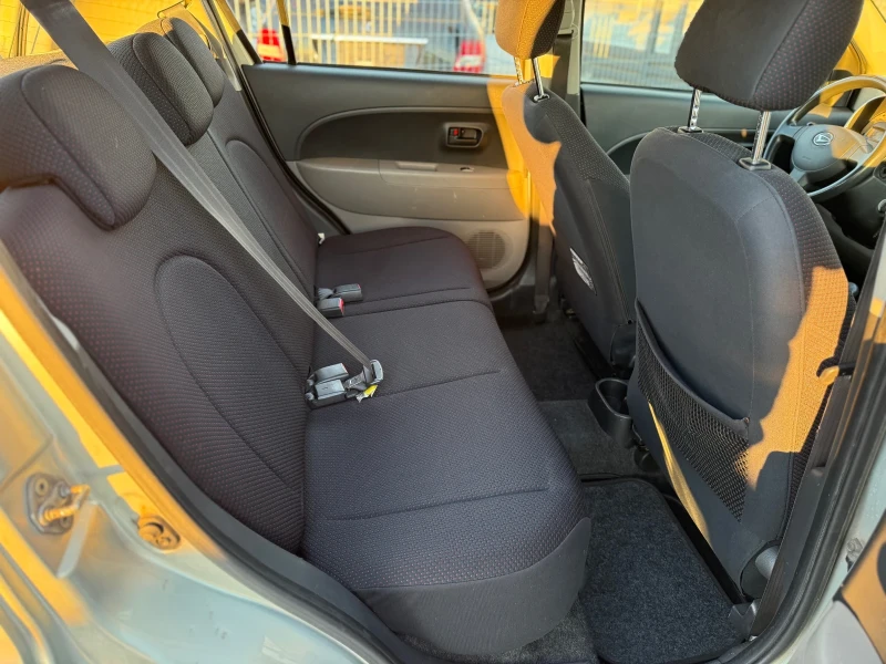 Daihatsu Sirion 1.0Бензин* 2008г* 70к.с* Ръчка* Топ Състояние* , снимка 12 - Автомобили и джипове - 52959082