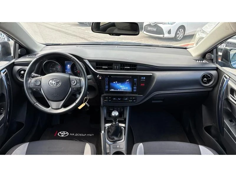 Toyota Auris 1.6P M/T FWD LUNA - изображение 8