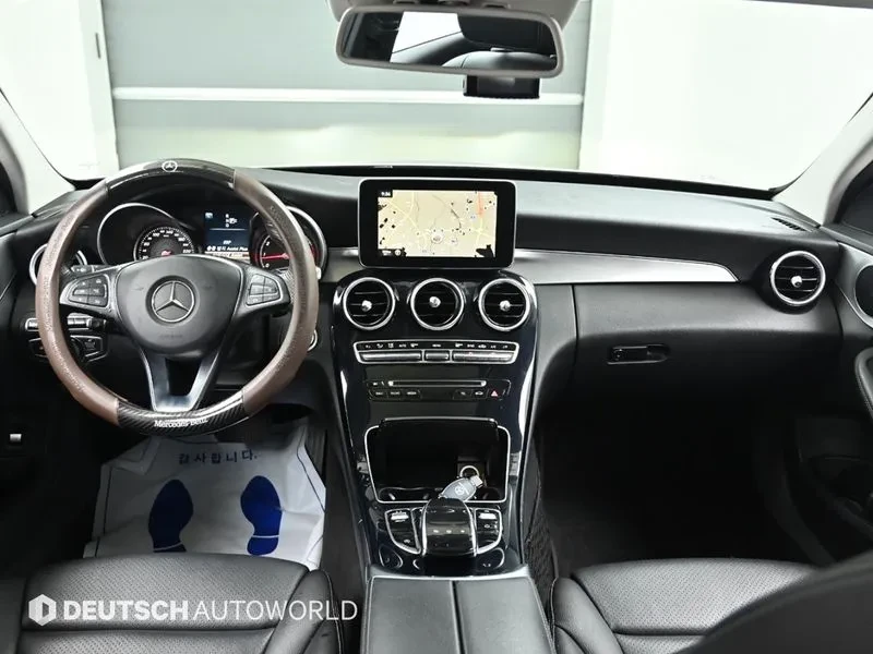 Mercedes-Benz C 200 Avantgarde, снимка 7 - Автомобили и джипове - 55650736