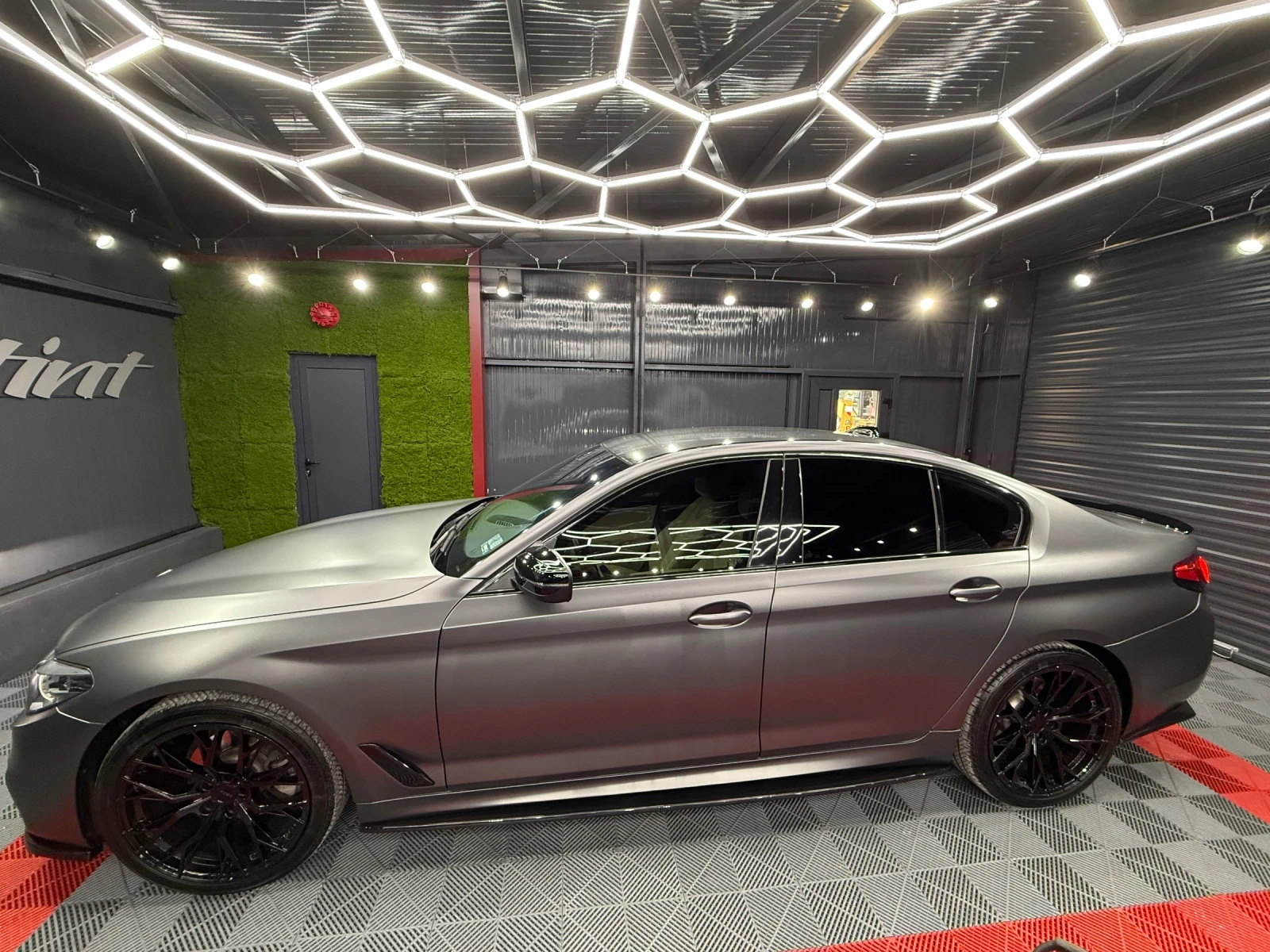 BMW 520 520 XDRIVE - изображение 8