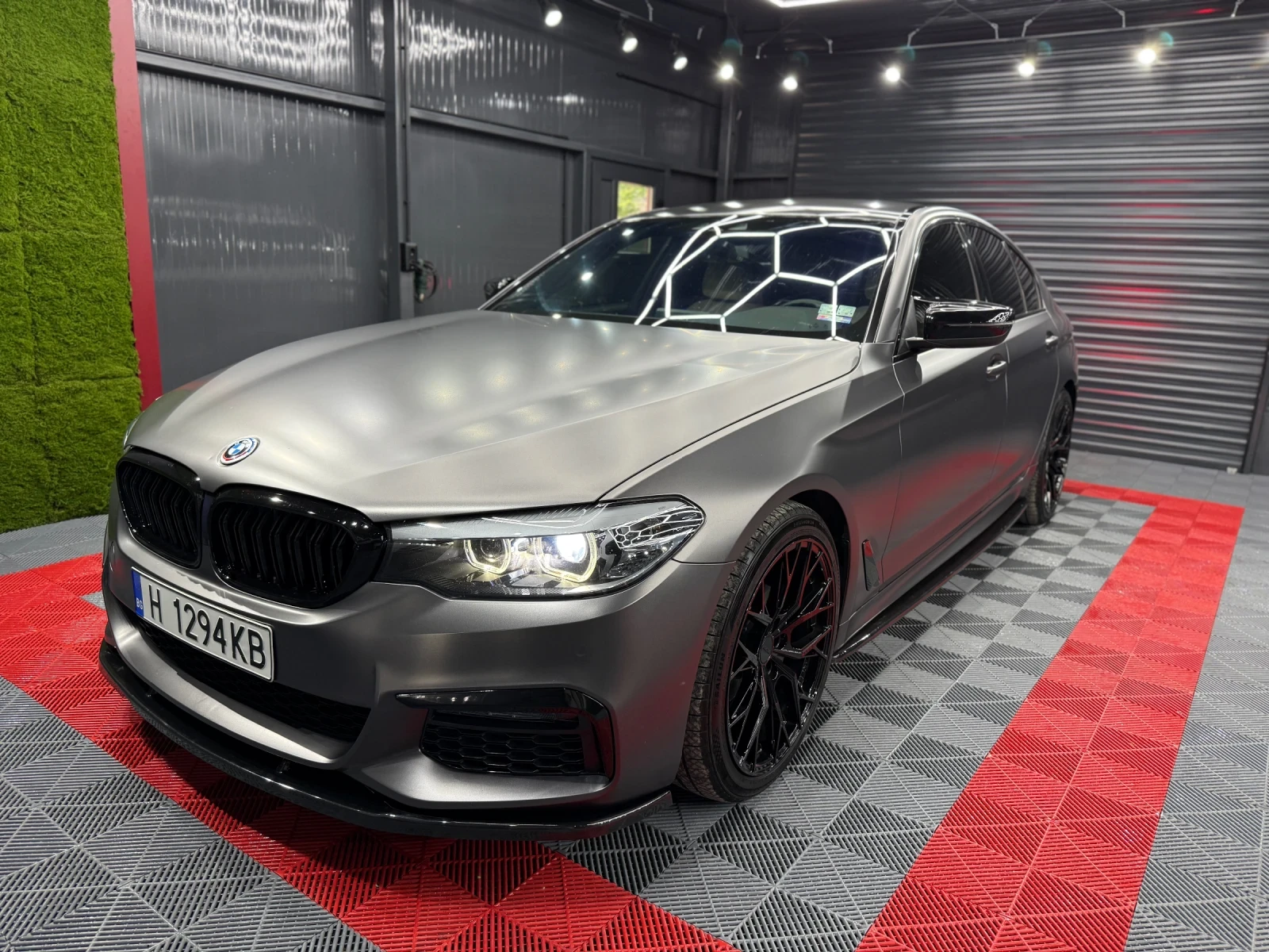 BMW 520 520 XDRIVE - изображение 3