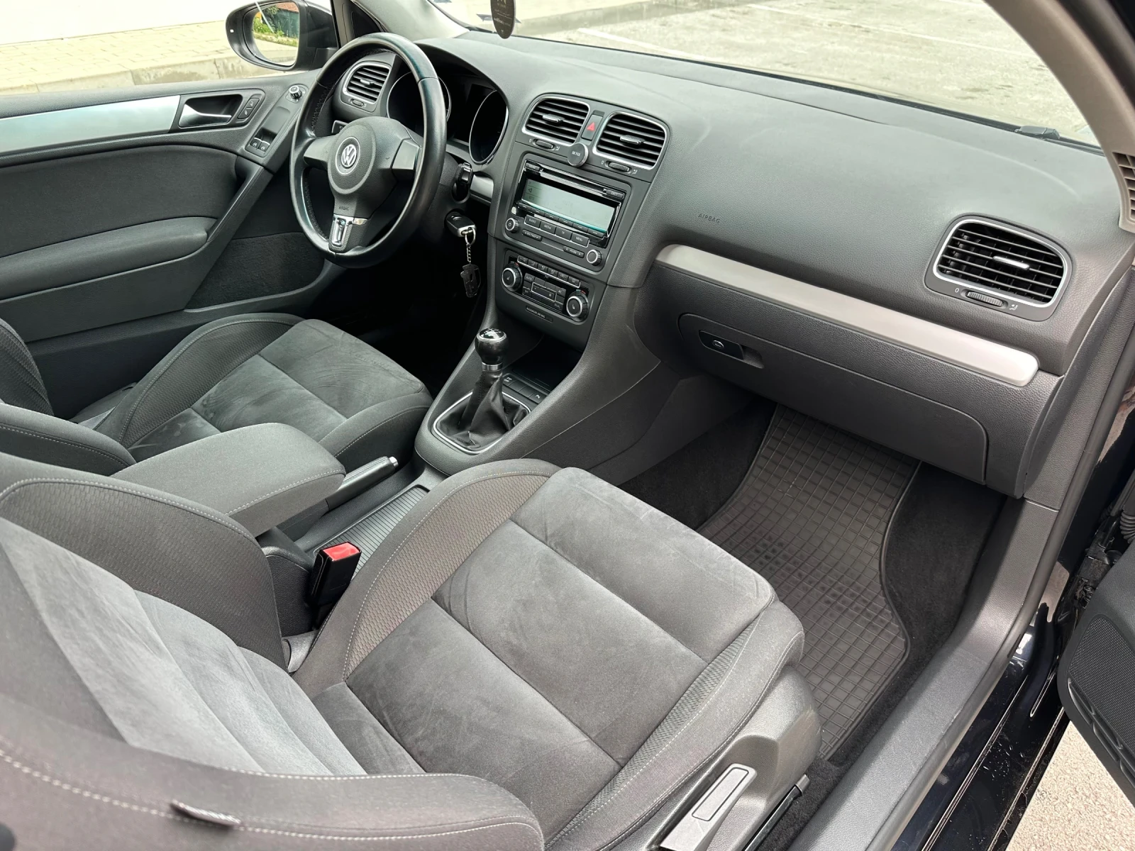 VW Golf  - изображение 10