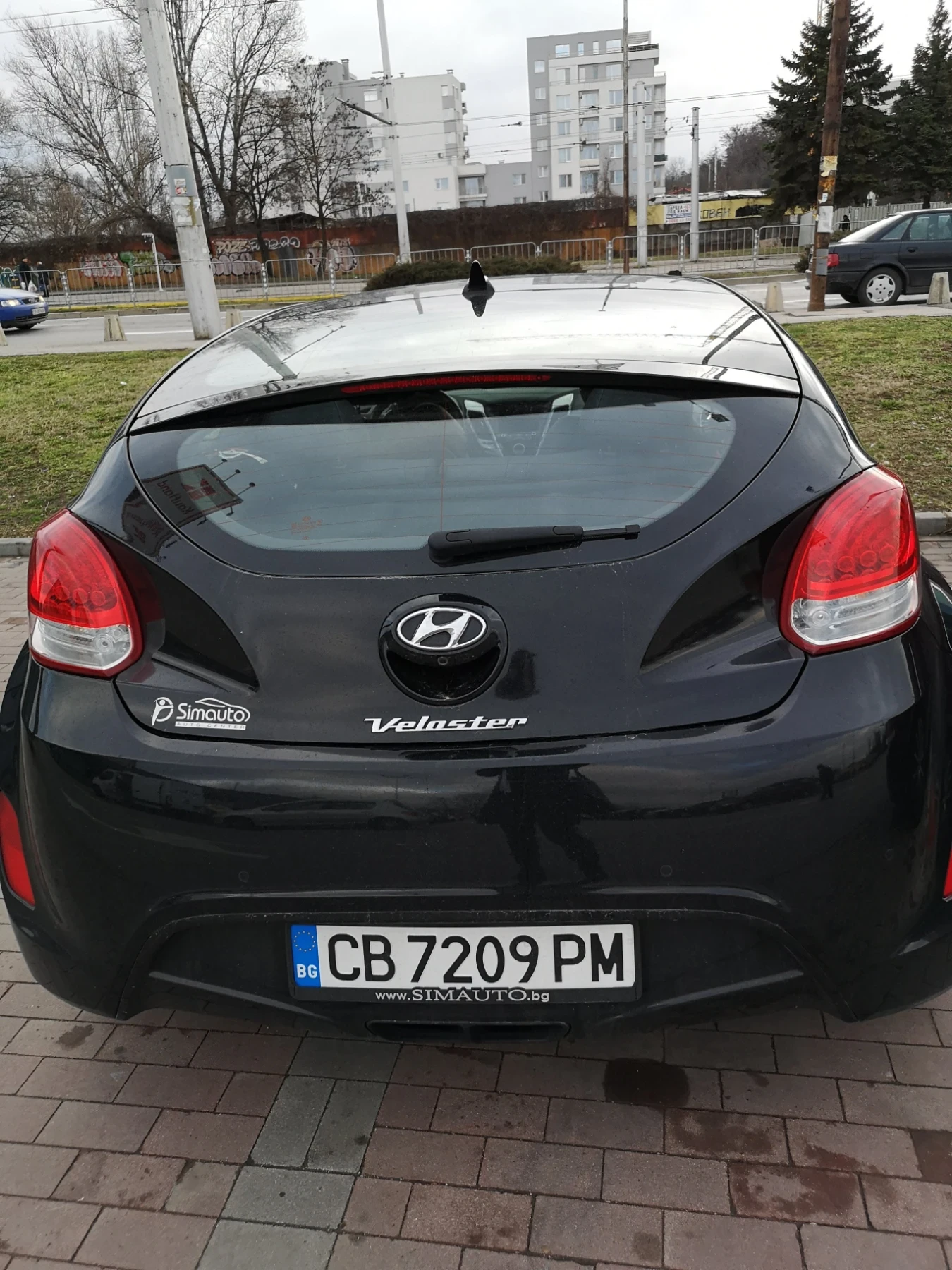 Hyundai Veloster   - изображение 3