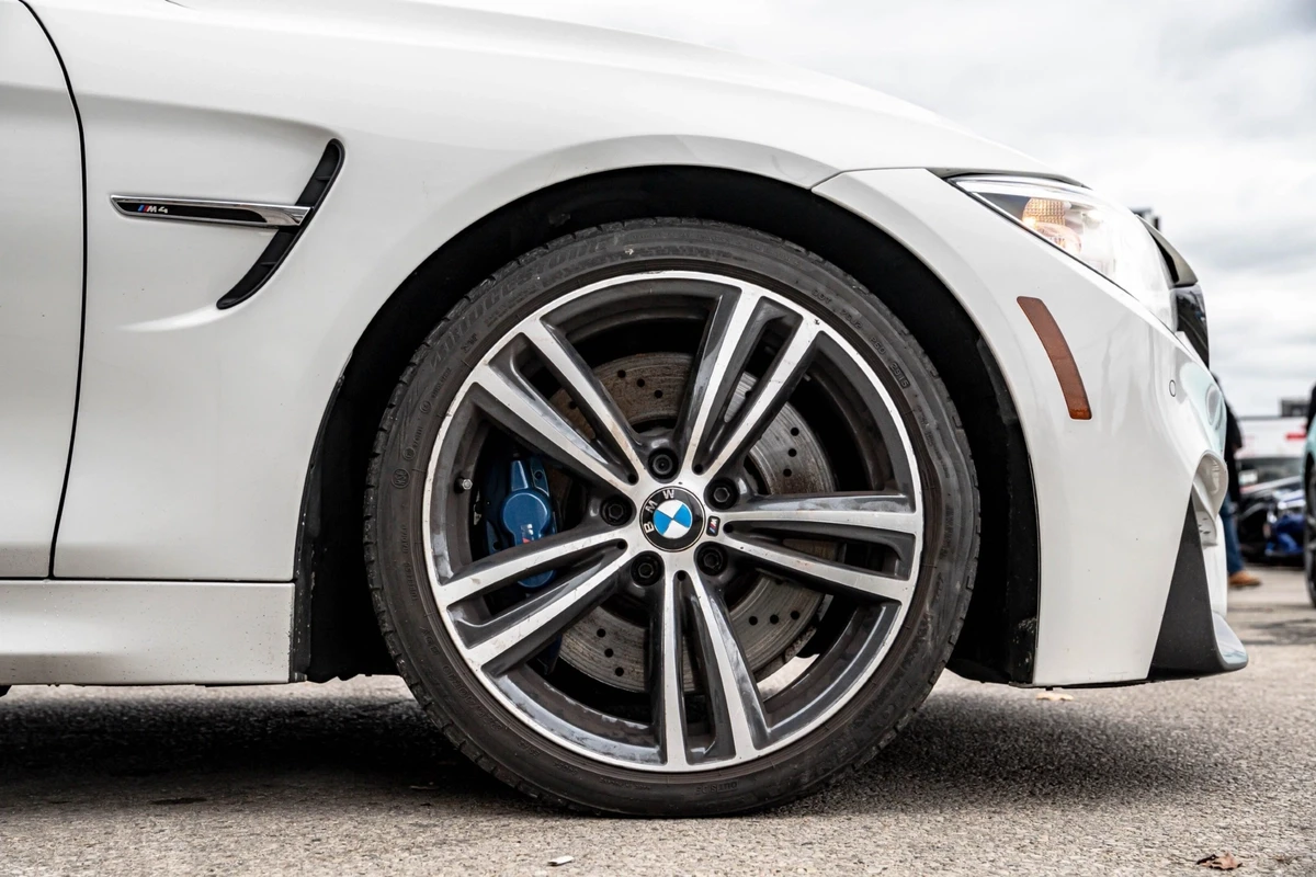 BMW M4 COUPE АВТОФИНАНСИРАНЕ*  - изображение 7