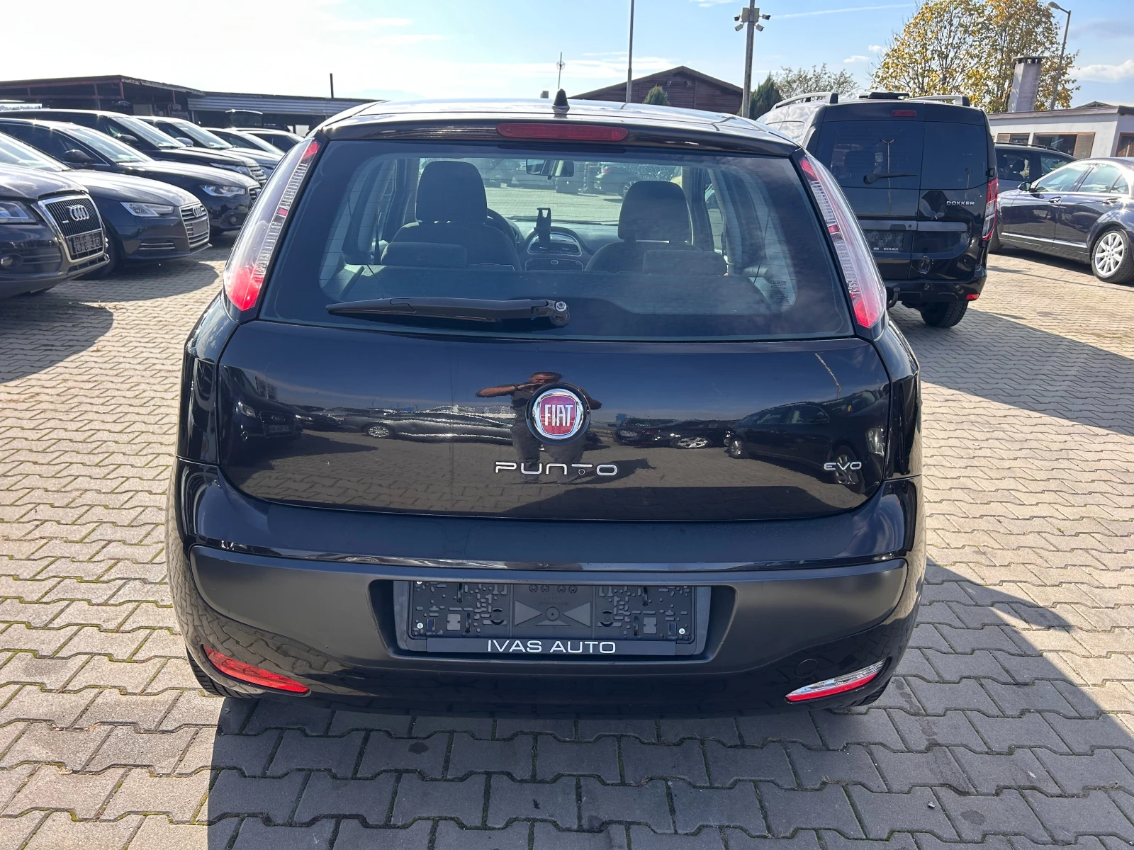 Fiat Punto EVO 1.4i EURO 5 - изображение 7