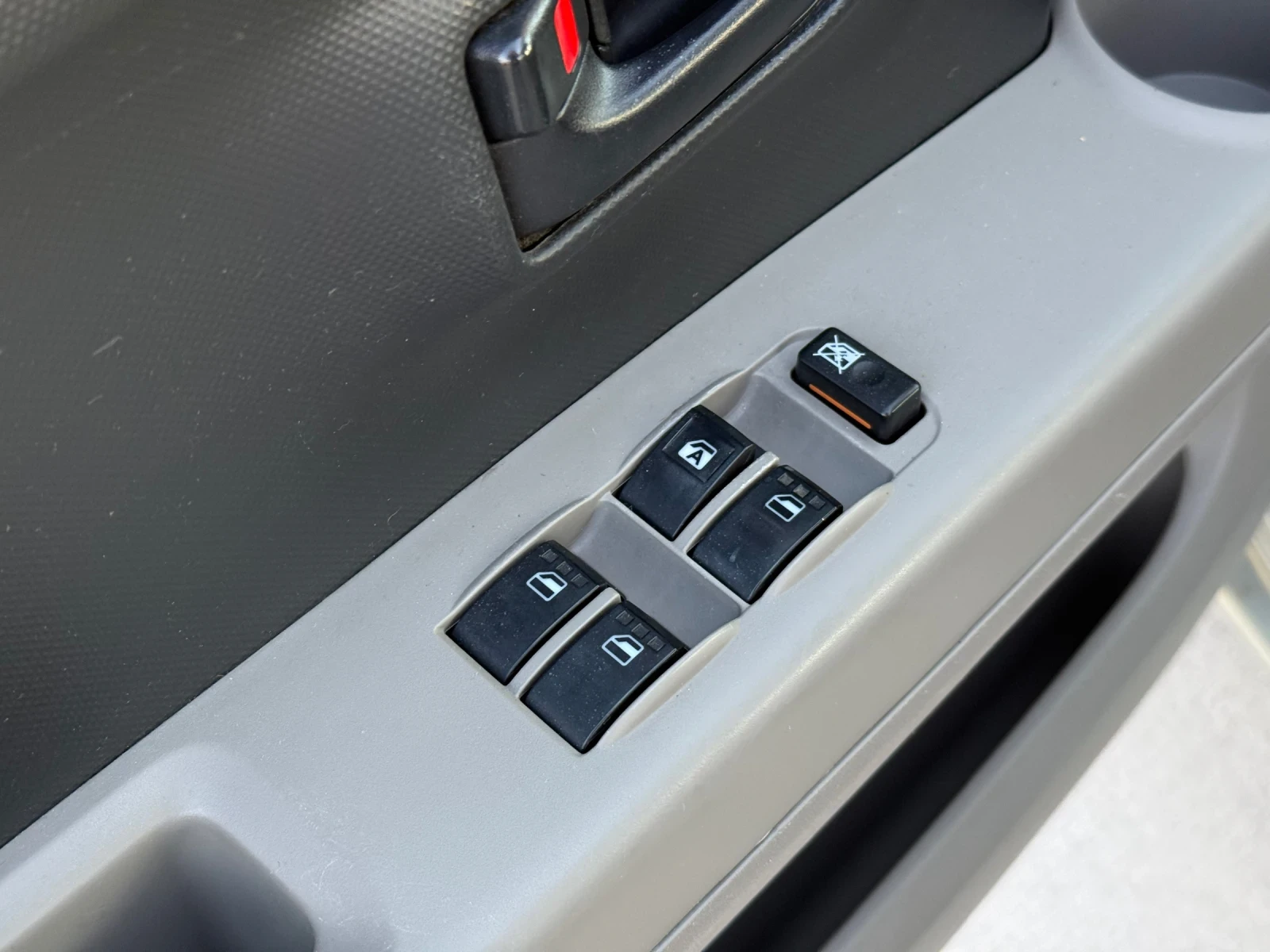 Daihatsu Sirion 1.0������* 2008�* 70�.�* �����* ��� ���������*  | Mobile.bg � ����������� 8