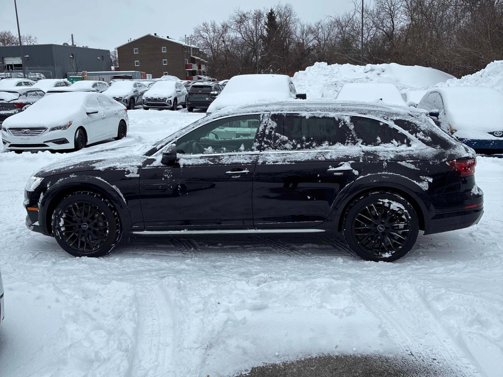 Audi A4 Allroad Technik * * CARFAX * * АВТО КРЕДИТ * *  - изображение 3